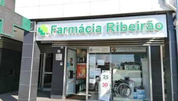 Farmácia Ribeirão - R. Q.Ta Da Igreja Fracção A/b
