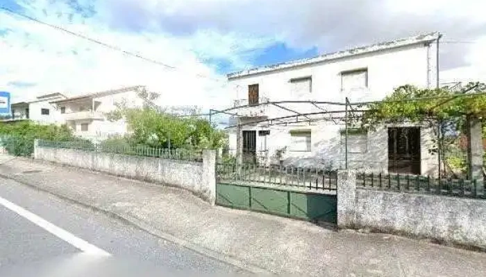 Farmacia Almeida Street View E 360deg - Valpaços