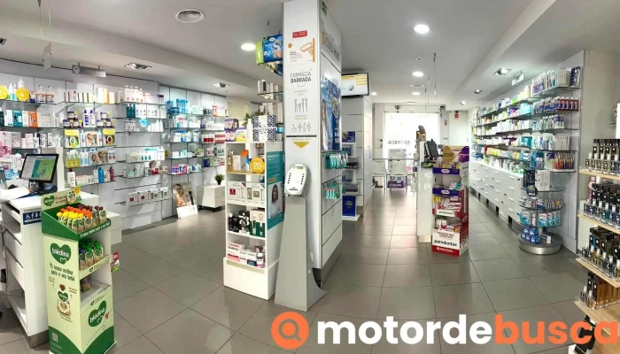 Farmacia Barrada Do Proprietario - Carregado