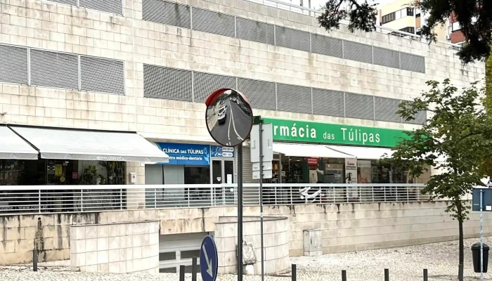 Farmacia Das Tulipas Promocao - Algés