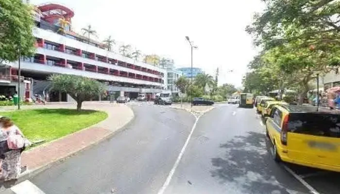 Farmacia Do Lido Street View E 360deg - Funchal