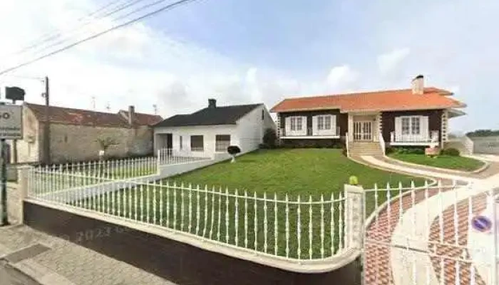 Farmacia Gomes Ferreira Street View E 360deg - R. Direita 247