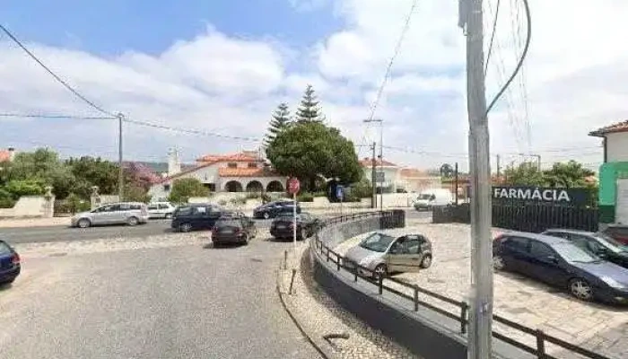 Farmacia Loures Street View E 360deg - Loures