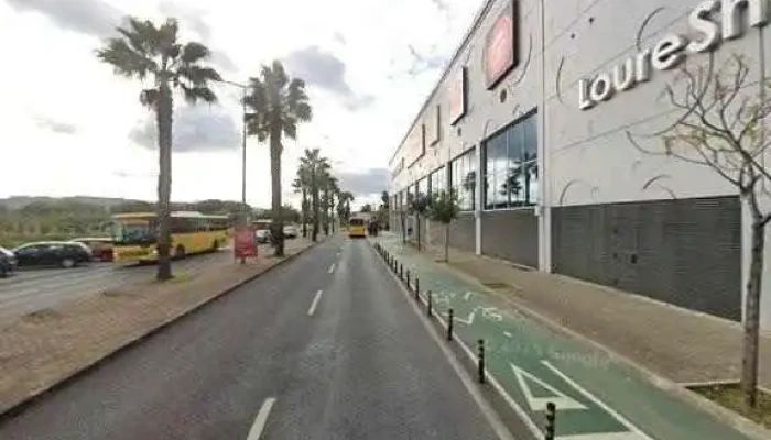 Farmacia Olaias -  Street View E 360deg - Loures