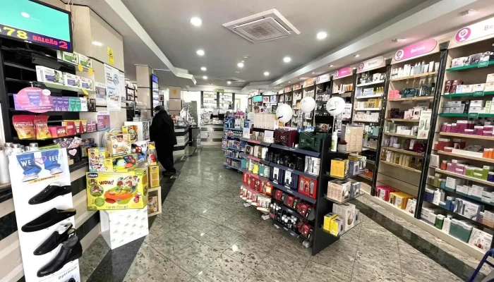 Farmacia Sao Pedro Tudo - Parede