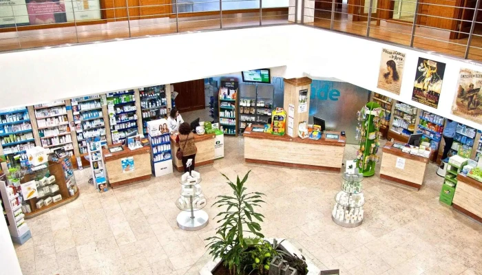 Farmácia Saúde Lda. - Rotunda