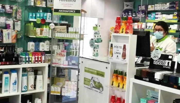 Farmacia Vale Fetal Do Proprietario - Charneca De Caparica