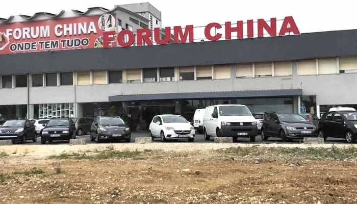 Forum China -  Loja De Descontos - Rio De Mouro