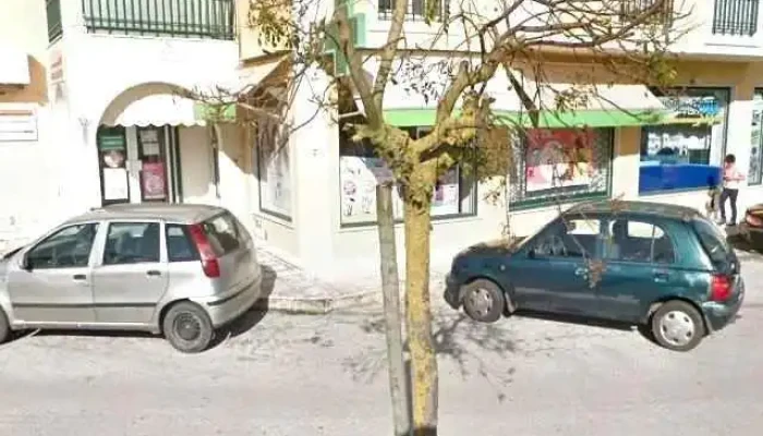 Posto Farmaceutico Da Farmacia Flor De Lis Tudo - Milharado